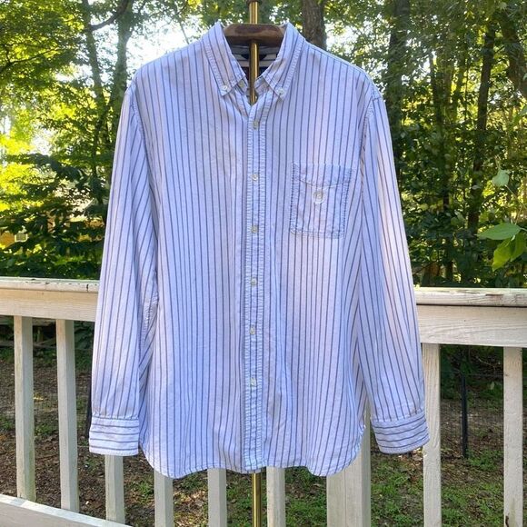Chaps White Blue Stripe Crest Button Up Oxford Shirt - Picture 2 of 7